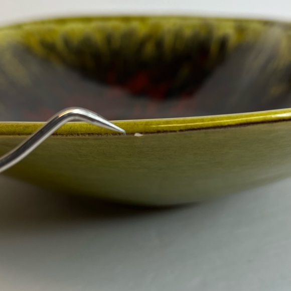 California Pottery 560 MCM Bowl Green/Deep Blue/Red Absolutely Gorgeous! Superb! - Picture 9 of 12